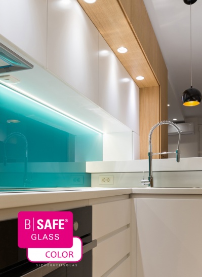 BSAFE GLASS COLOR - Lackiertes Glas, Unidekor-Beispielfoto: BSAFE GLASS COLOR mit Oberfläche Brilliant
